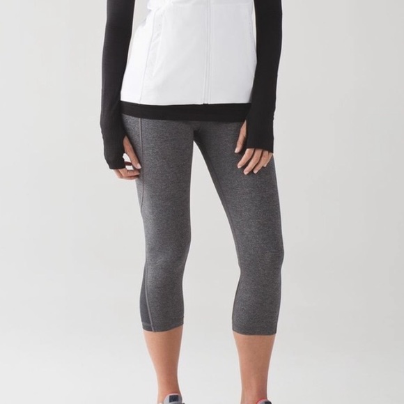 lululemon athletica Pants - Lululemon Free Runner Crop